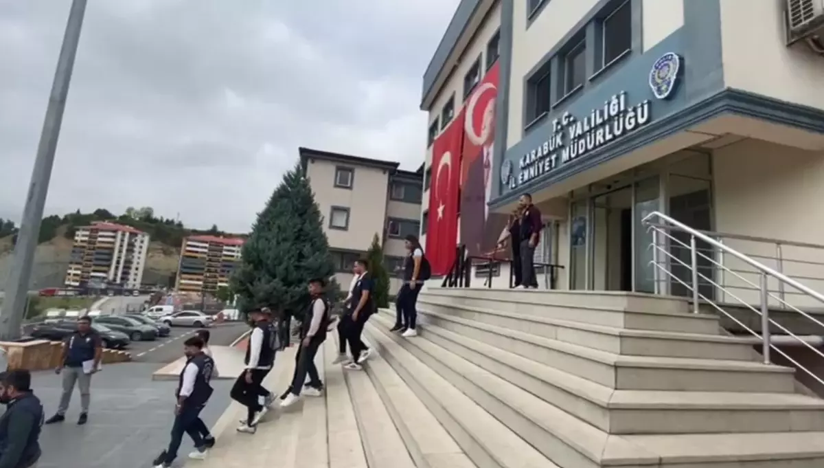 Dolandırıcılara Büyük Darbe: 5 Tutuklama