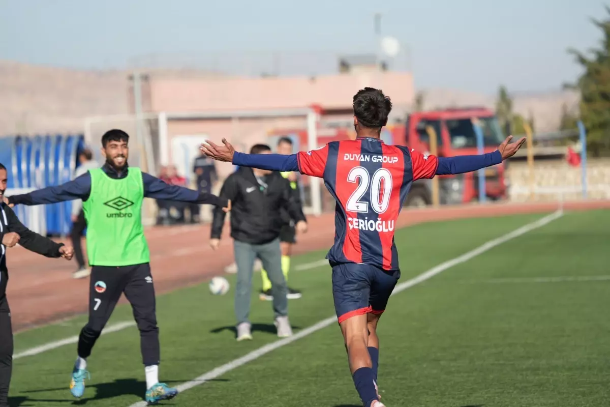 Mardin 1969 Spor, Denizlispor’u 5-0 yenerek liderliğe yükseldi