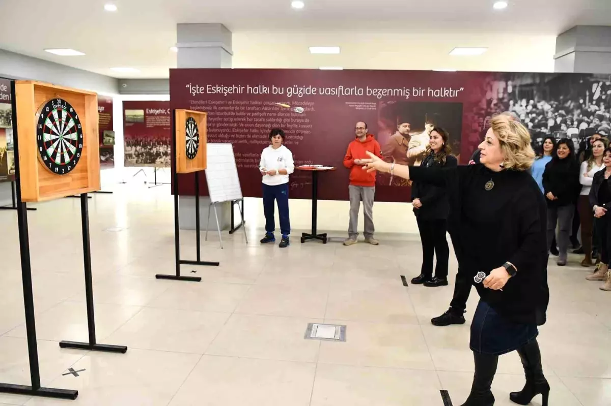 Tepebaşı Belediyesi’nden Dünya Kadın Hakları Günü’ne Özel Dart Turnuvası